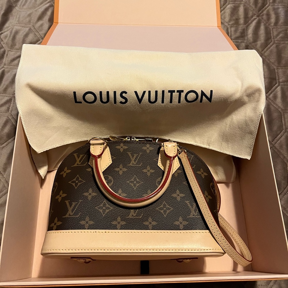 Louis Vuitton Alma BB